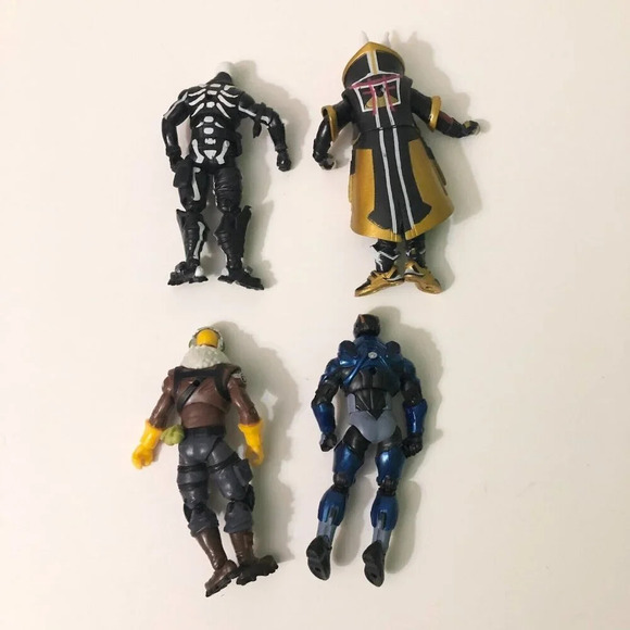 Jazwares  Fortnite Action Figures Skull Trooper Solo Mode Drift Raptor Carbide - Picture 2 of 16